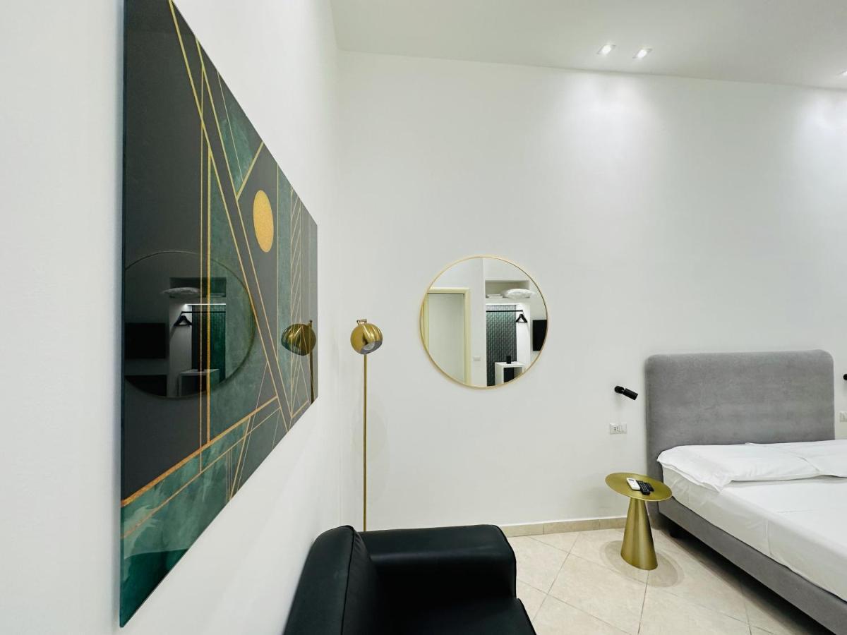 Garibaldi 118 Luxury Apartment Neapel Exterior foto